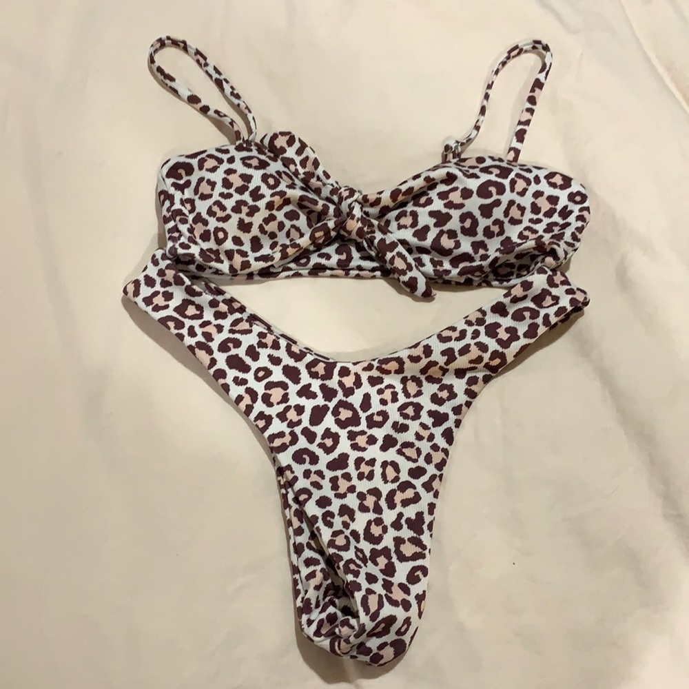 NEVER WORN- women’s size small 2 piece leopard bikini